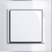 Gira Event Clear. Цвет рамки: Белый; Цвет вставки и клавиши: Белый глянцевый