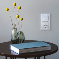 Двойная рамка Werkel Hammer с розеткой и двухклавишным включателем с подсветкой