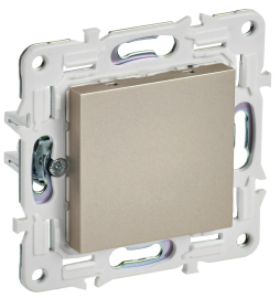 Заглушка
Skandy,   цвет - шампань,  пластмасса,  SK-PL10-K37,  IEK
 - PULSAL.RU