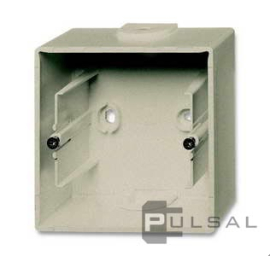 Коробка открытой установки
Basic 55,   цвет - шампань,  пластмасса,  1701-93-507,  2CKA001799A0962,  ABB
 - PULSAL.RU
