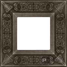 Рамка
Granada,  1 пост,   цвет - серебро античное (antique silver),  вертикальная,  горизонтальная,  металл,  FD01411AS,  FEDE
 - PULSAL.RU